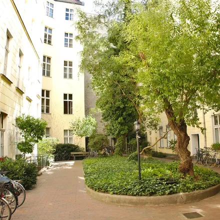 Rent this 2 bed apartment on Meininger Straße 11 in 10823 Berlin, Germany