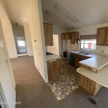 Image 9 - The Willows Mobile Home Park, 1317 North V Street, Lompoc, CA 93436, USA - Apartment for sale