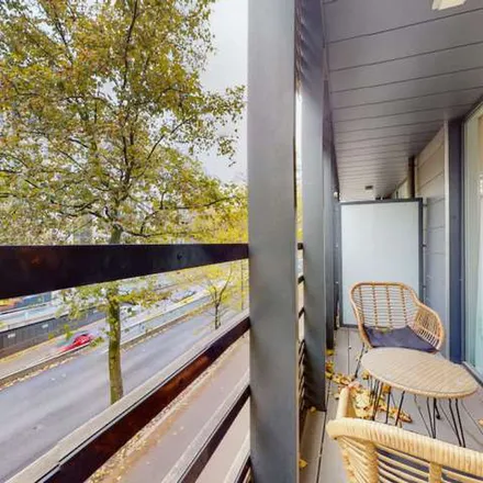 Rent this 2 bed apartment on Avenue des Arts - Kunstlaan 12 in Saint-Josse-ten-Noode - Sint-Joost-ten-Node, Belgium