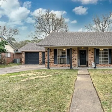 Buy this 4 bed house on 3700 Kingsway Drive in Baytown, TX 77521