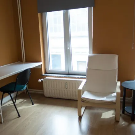 Rent this studio apartment on Rue de la Constitution - Grondwetstraat 31 in 1030 Schaerbeek - Schaarbeek, Belgium