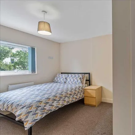 Image 5 - 9 Napier Terrace, Plymouth, PL4 6ER, United Kingdom - Apartment for rent