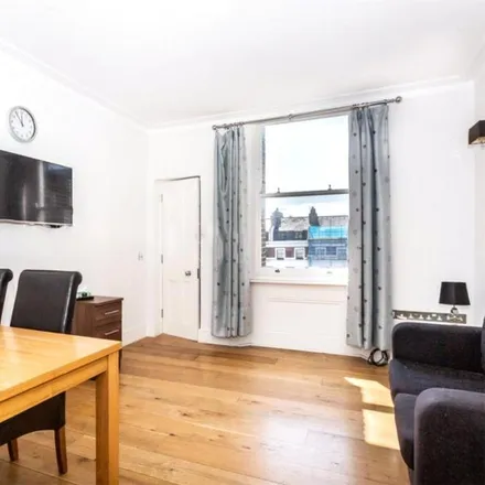 Rent this 2 bed apartment on 13 Talbot Square in London, W2 1TS