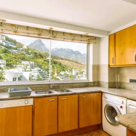Image 8 - Clifton Road, Camps Bay, Cape Town, 8005, South Africa - Apartment for rent