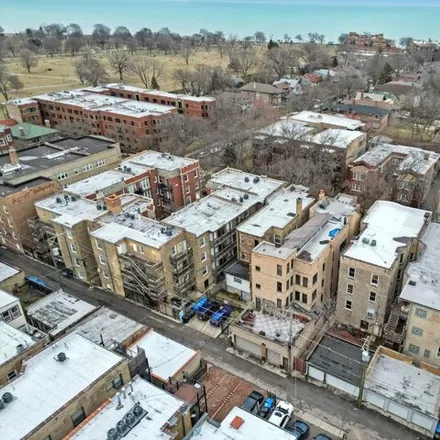 Image 4 - 7716 North Ashland Avenue, Chicago, IL 60626, USA - Condo for sale