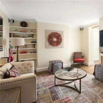 Image 2 - 150 Ifield Road, London, SW10 9AR, United Kingdom - Townhouse for sale
