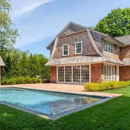 Rent this 5 bed house on 52 Indian Hill Road in East Hampton, East Hampton North