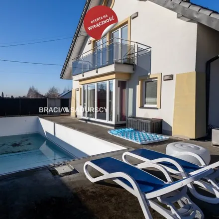 Buy this studio house on 450 in 32-005 Staniątki, Poland