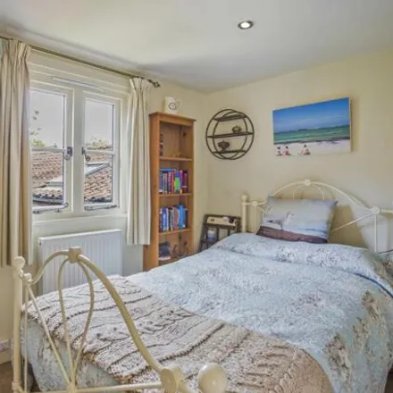 Image 7 - Dan's, The Parade, Marlborough, SN8 1DS, United Kingdom - Townhouse for sale
