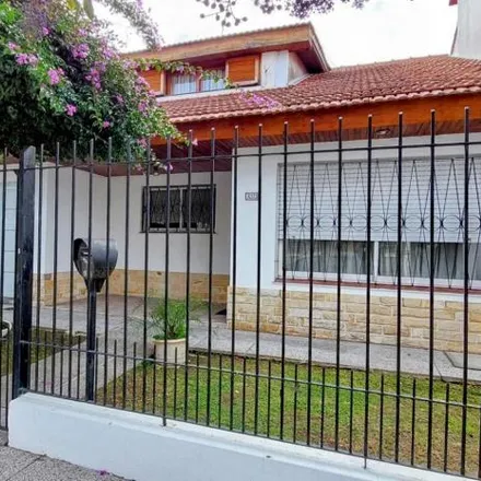Buy this 3 bed house on Cabo Morando 2166 in Partido de Morón, El Palomar