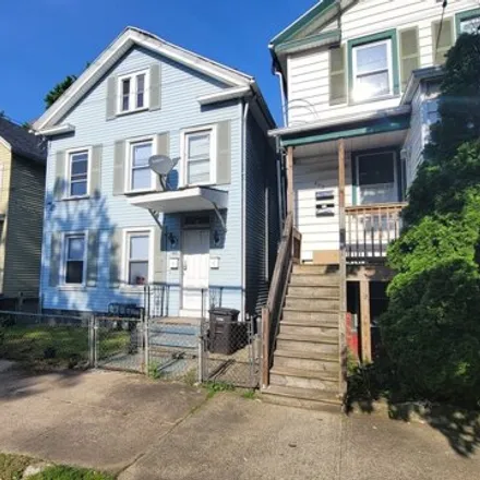 Rent this 2 bed house on 495 East Street in Barnesville, New Haven