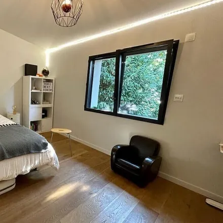 Rent this 6 bed house on 69370 Saint-Didier-au-Mont-d'Or