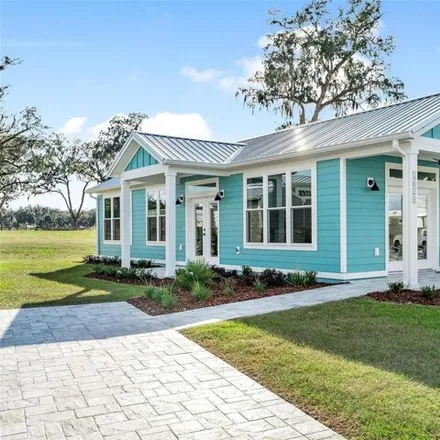Buy this 1 bed house on 12043 Lakeshore Way in Wildwood, FL 34484