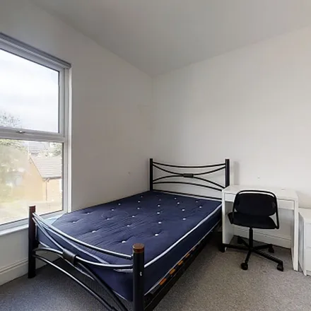 Rent this 4 bed apartment on Lancing Road in Sheffield, S2 4EX