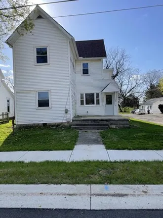 Buy this 4 bed house on Angel Avenue in Bellefontaine, OH 43311