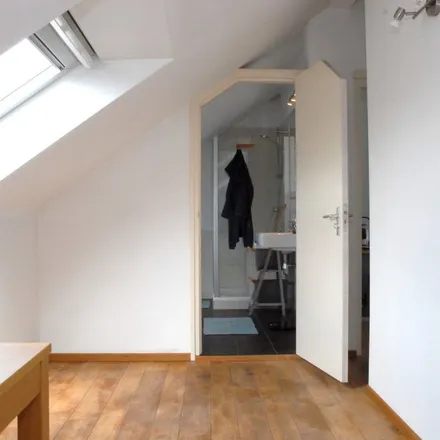 Image 1 - Rue des Battes 12, 4600 Visé, Belgium - Apartment for rent