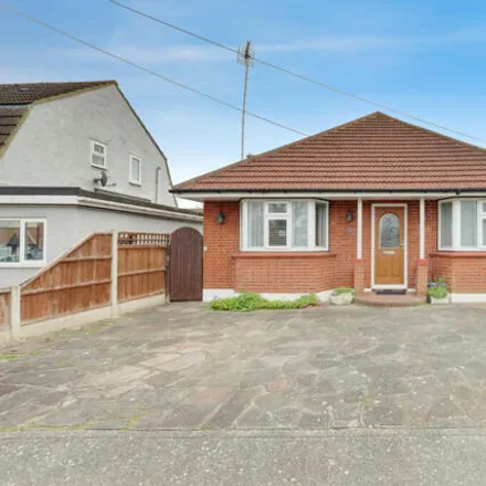 Buy this 2 bed house on Carlton Drive in Hadleigh, SS7 3YQ