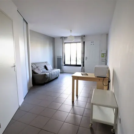 Image 4 - 1 Rue de Lavazière, 81000 Albi, France - Apartment for rent