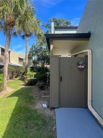 Buy this 2 bed condo on 2685 21st Street Northwest in Winter Haven, FL 33881