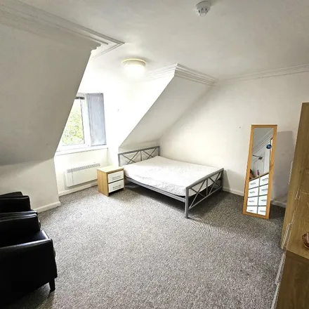 Rent this 1 bed room on 13 Roslin Terrace in Aberdeen City, AB24 5LJ