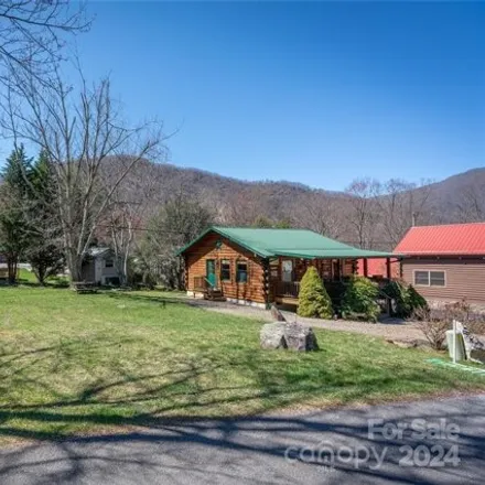 Image 1 - 72 Donald Circle, Maggie Valley, Haywood County, NC 28751, USA - House for sale