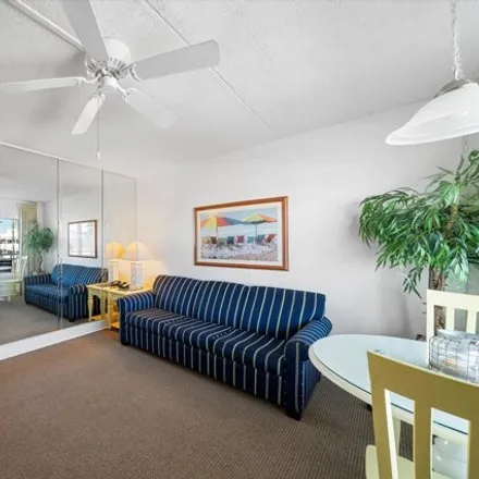 Image 5 - Marie Nicole's, Ocean Drive, Avalon, Cape May County, NJ 08247, USA - Condo for sale