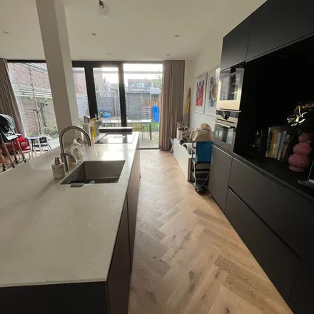 Rent this 4 bed apartment on Willem van Hornestraat 1 in 5611 PT Eindhoven, Netherlands