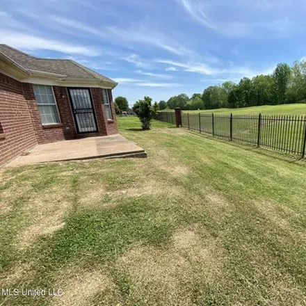 Image 3 - Cherokee Valley Golf Course, 6635 Crumpler Boulevard, Olive Branch, MS 38654, USA - House for sale