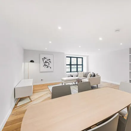 Image 3 - Girls' Day School Trust, 100 Rochester Row, Westminster, London, SW1P 1JP, United Kingdom - Apartment for sale