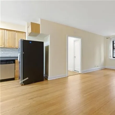 Image 9 - Wykagyl Drive, Victory Park, City of New Rochelle, NY 10804, USA - Apartment for sale