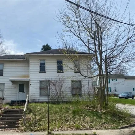 Rent this 3 bed house on 74 North High Street in Greenville, PA 16125