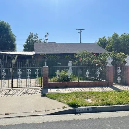 Buy this 2 bed house on 4685 East Grove Avenue in Fresno, CA 93725