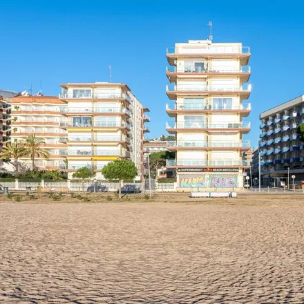 Image 9 - 08398 Santa Susanna, Spain - Apartment for rent