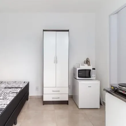 Rent this 1 bed apartment on Avenida Casper Líbero in Jardim Bela Vista, Osasco - SP