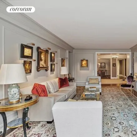 Image 3 - 1 East 69th Street, New York, NY 10021, USA - Apartment for sale