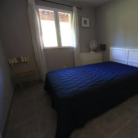 Rent this 1 bed apartment on 83440 Saint-Paul-en-Forêt