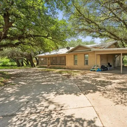Image 3 - 261 North Clark Street, Rising Star, Eastland County, TX 76471, USA - House for sale
