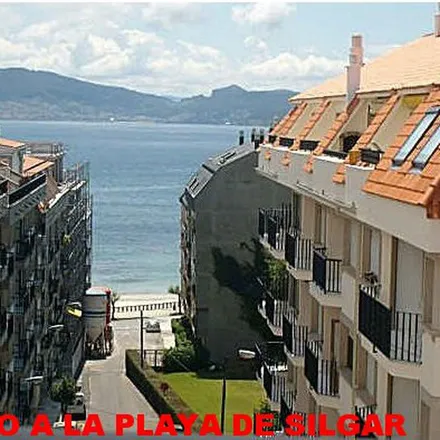 Rent this 2 bed apartment on Rúa de Vigo in 36960 Sanxenxo, Spain