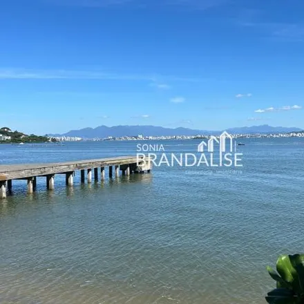 Buy this 2 bed house on unnamed road in Cacupé, Florianópolis - SC