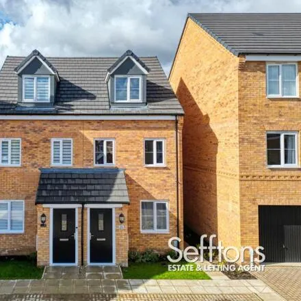 Image 1 - Timber Close, Hellesdon, NR6 5FT, United Kingdom - Townhouse for sale