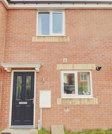 Rent this 2 bed townhouse on unnamed road in Catchgate, DH9 8FB