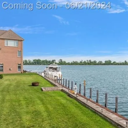 Image 4 - 18 Sand Bar Ln, Detroit, Michigan, 48214 - House for sale