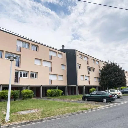 Rent this 3 bed apartment on 81 Gratte Paille in 37460 Loché-sur-Indrois, France