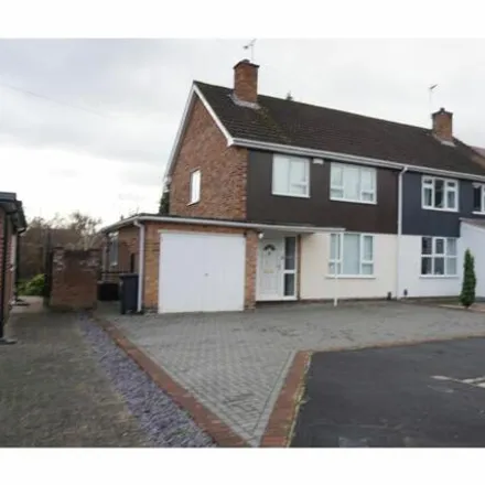 Rent this 3 bed duplex on 12 Freemans Close in Royal Leamington Spa, CV32 6EY