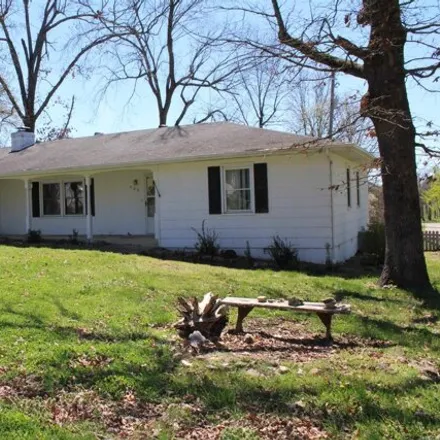 Buy this 2 bed house on 906 Windbrook Street in Mountain Home, AR 72653