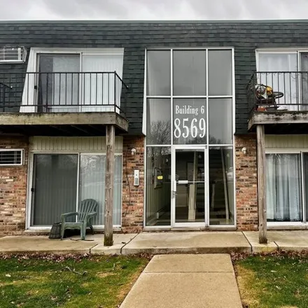 Buy this 2 bed condo on 8509 102nd Terrace in Palos Hills, IL 60465