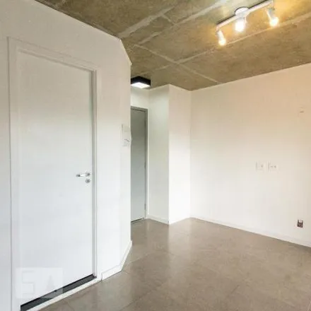 Rent this 1 bed apartment on Rua Anhaia 872 in Bairro da Luz, São Paulo - SP