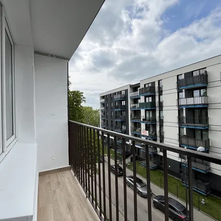 Rent this 2 bed apartment on Sarnia 4 in 92-327 Łódź, Poland