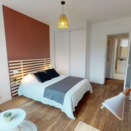 Rent this 1 bed apartment on 69 Boulevard Exelmans in 75016 Paris, France