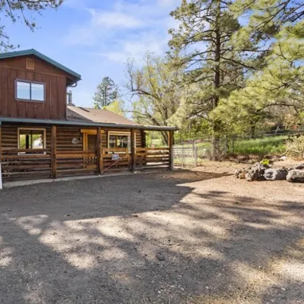 Buy this 3 bed house on 622 Woodland Road in Pinetop-Lakeside, Navajo County